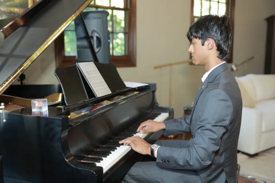 Senior Helps Raise Money for Medical Research